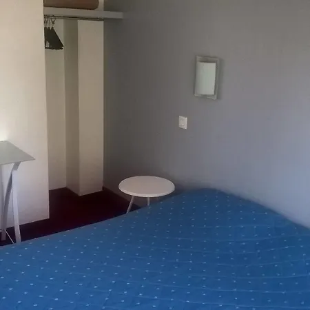 Hotel Aer 2*