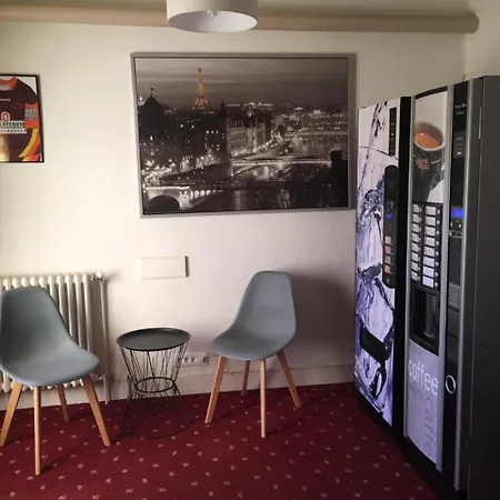 Hotel Aer 2*